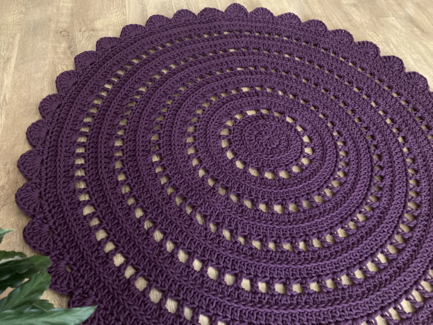 Mandala — ażurowy dywanik ze sznurka bawełnianego