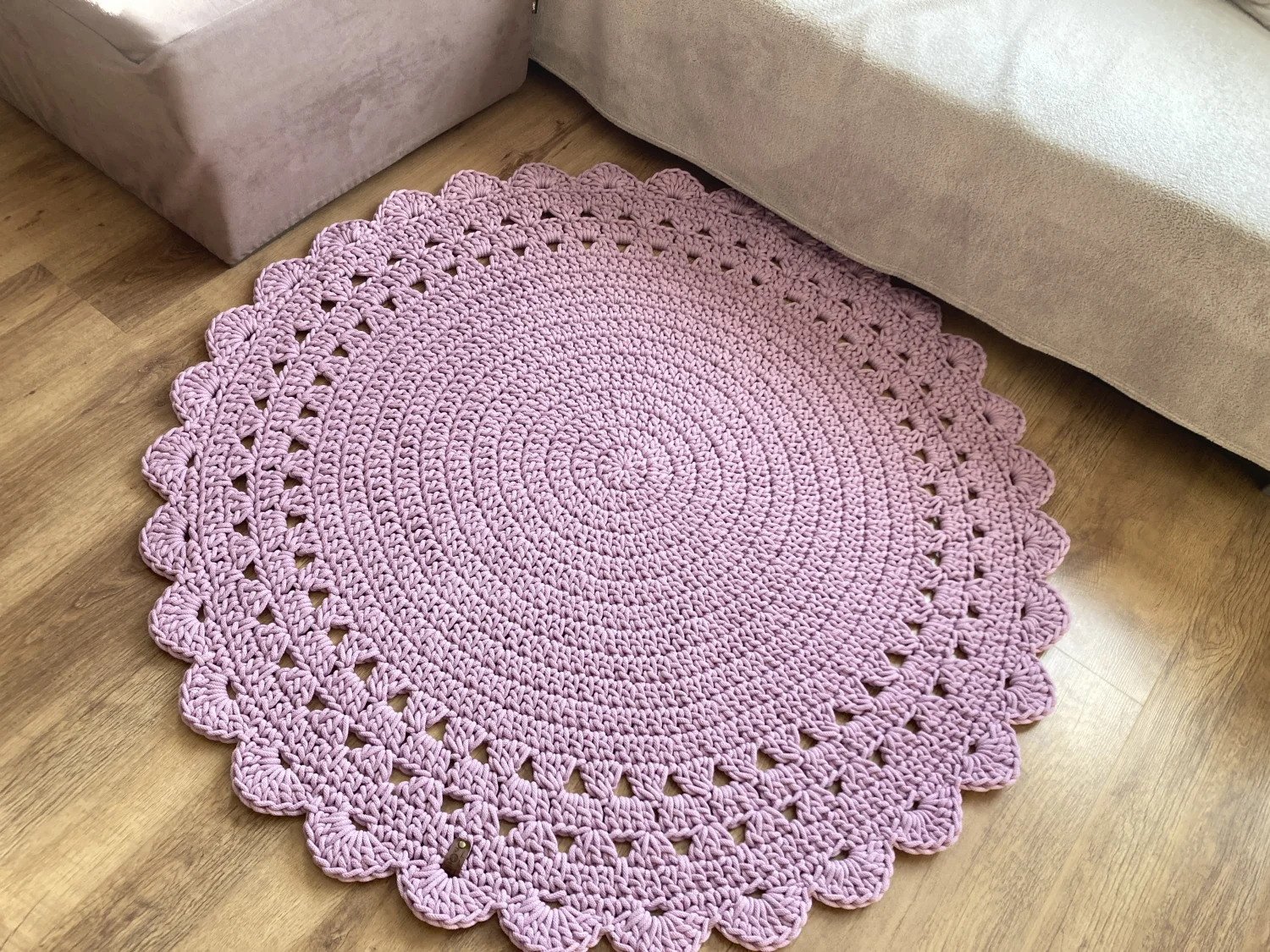 Dywanik DAISY – brudny róż, 120 cm (gotowy do wysyłki)