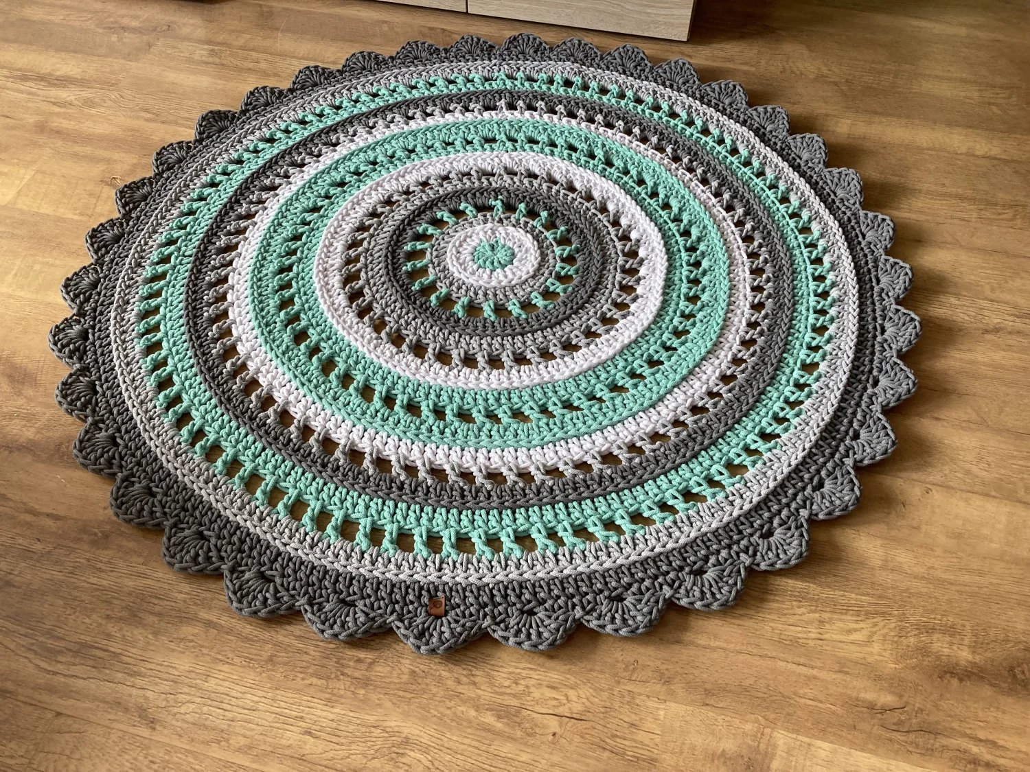 Dywanik MANDALA – 140 cm (gotowy do wysyłki)