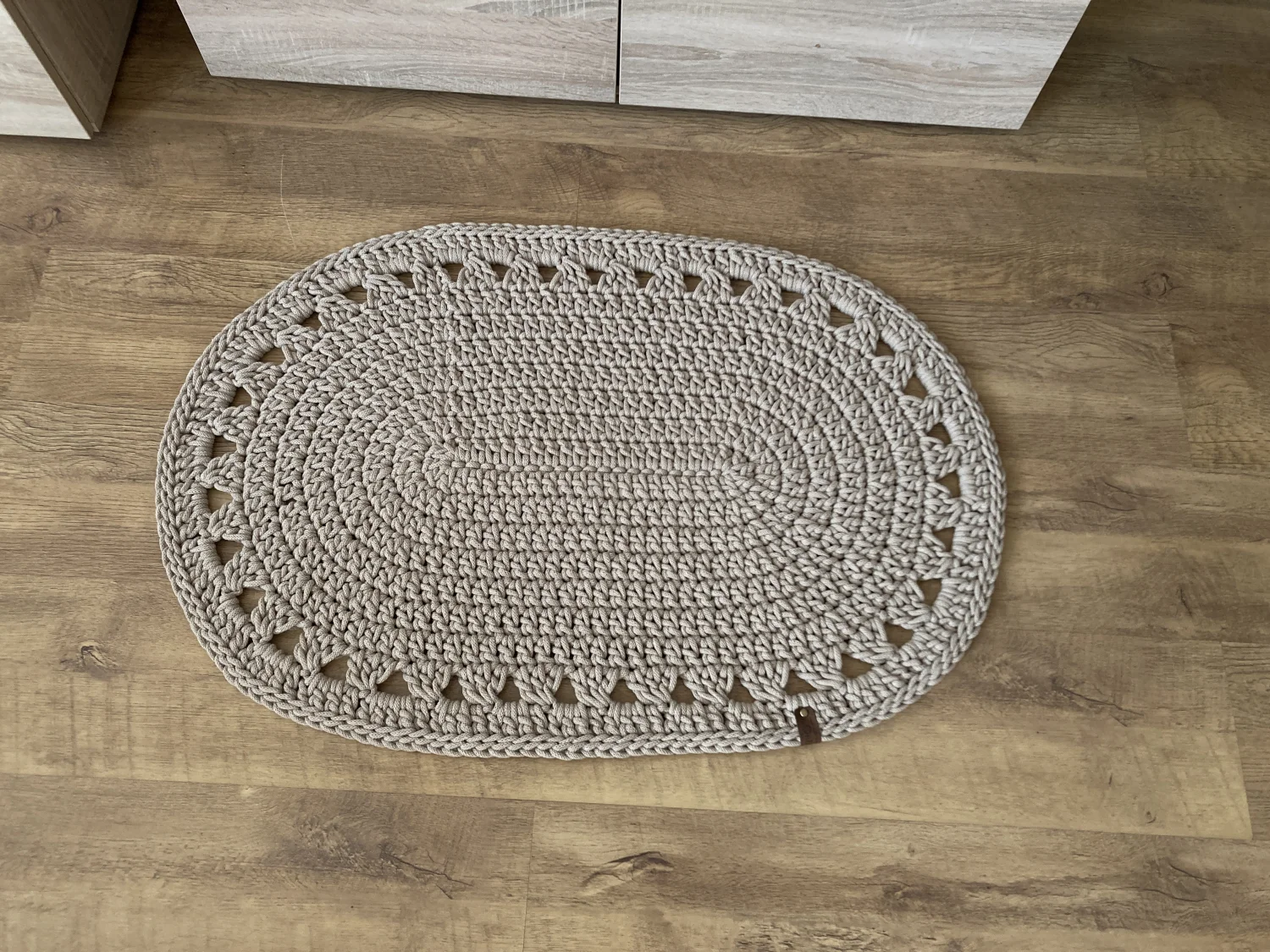 Dywanik OMNIA DAISY II ze sznurka bawełnianego — handmade