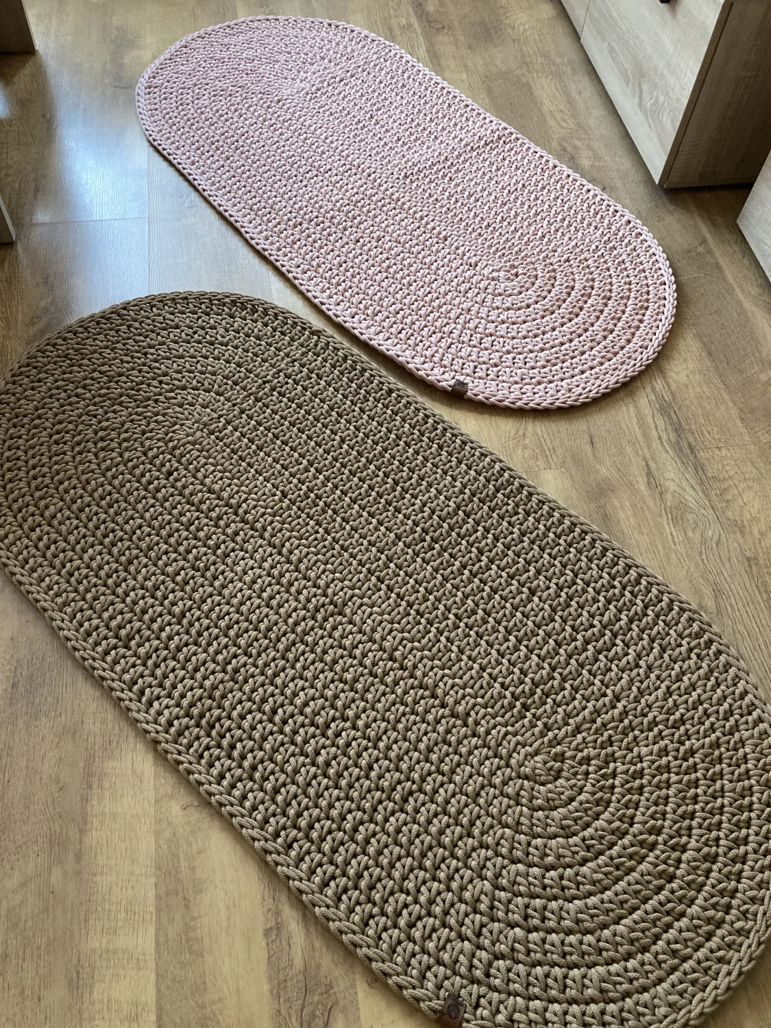 Dywanik OMNIA OVAL ze sznurka bawełnianego — handmade