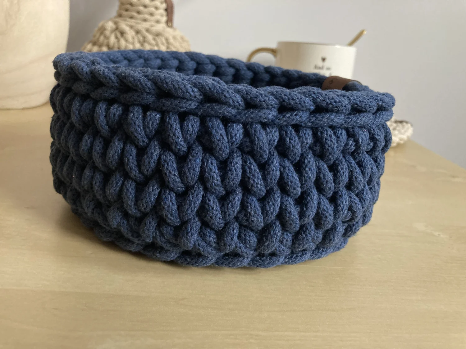 Koszyk dekoracyjny 17 cm | drewniane dno | JEANS